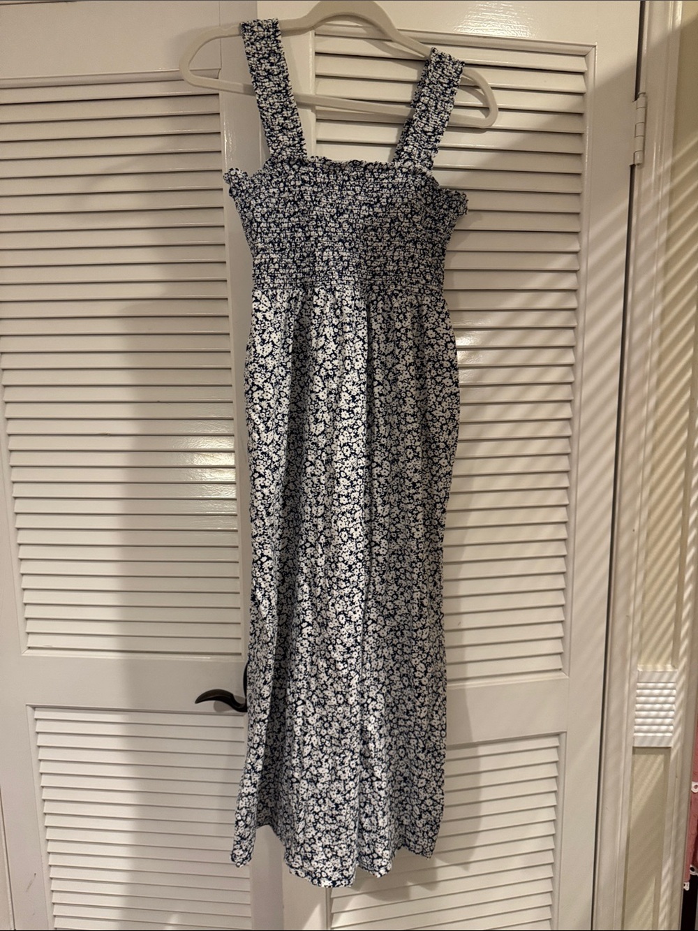 Old Navy Navy and White Floral Maxi Dress